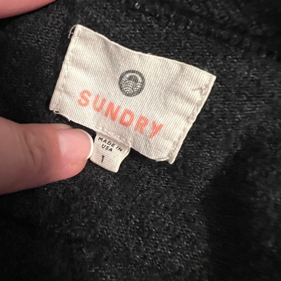 Cute Sundry Sweatshirt dress with pockets size 1 small  of Charcoal Gray EUC - Picture 6 of 6